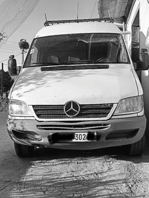 Mercedes Fourgon 2002