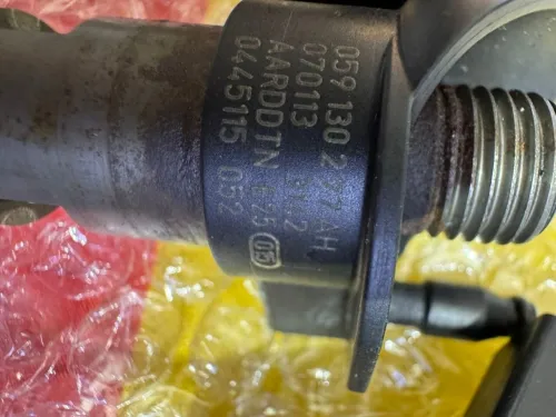 Injecteur de carburant A6 A7 Q7 Q8