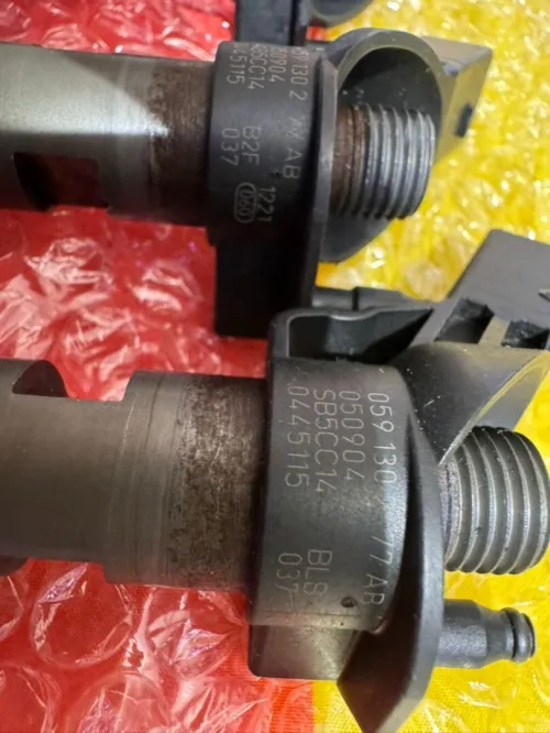 Injecteur de carburant A6 A7 Q7 Q8