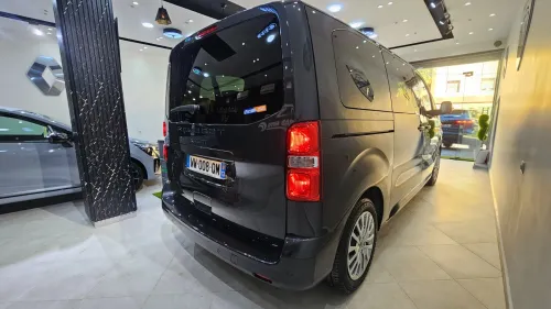 Peugeot Expert 2025 9 place