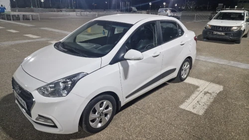 Hyundai Grand i10 Sedan 2019 La toute boite auto