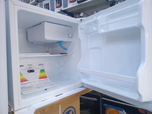 Réfrigérateur Maxi Bar et Mini Bar Midea