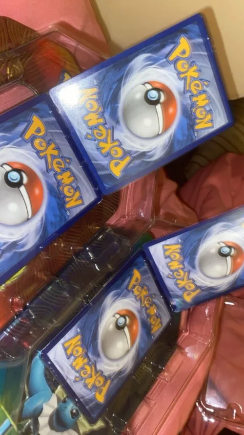  Lot de 130 cartes Pokémon Cartes normales et brillantes