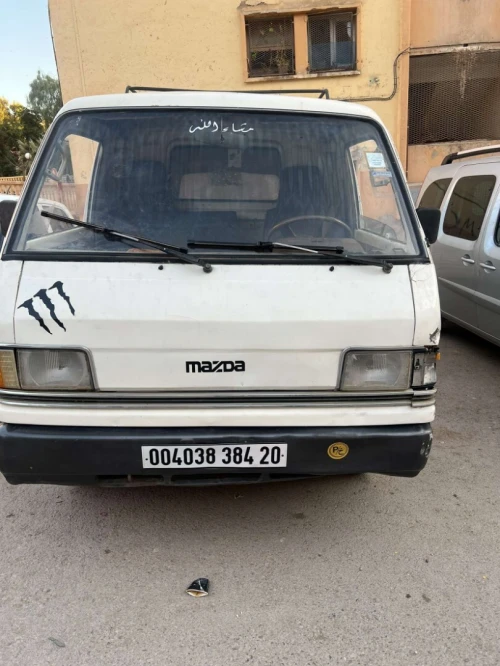 Mazda E2000 1984 