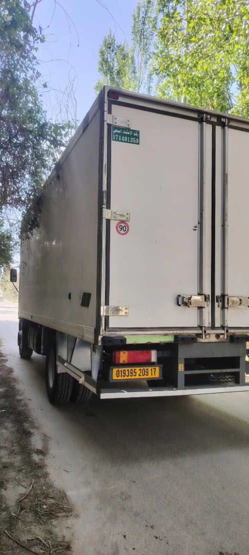 iveco frigo eurocargo 2009