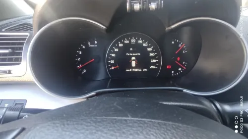 Kia Sorento 2013 premium 5 place