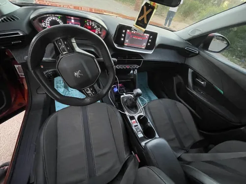 Peugeot 2008 2021 Erg