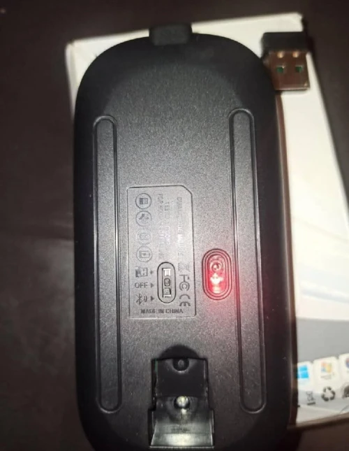 Souris RGB rechargable 