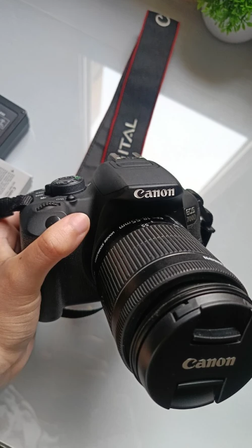 Canon 700D