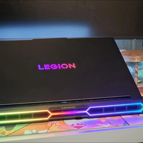 LENOVO LEGION 7 PRO 2025/ULTRA 9-275HX/RAM 32GB/ 2TB /NVIDIA RTX 5080 16GB/ECRAN 16 OLED 2K 240HZ