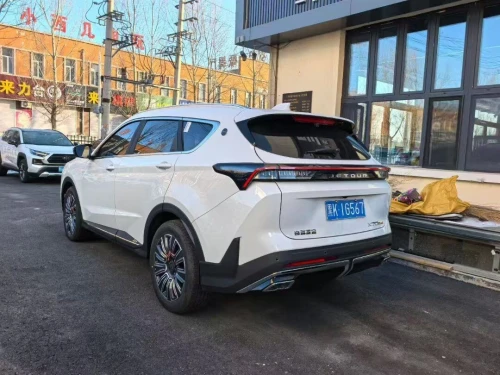 Geely X70 plus 2025 