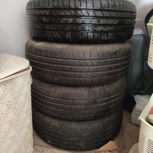4 pneus + jantes jded par 17 Hankook