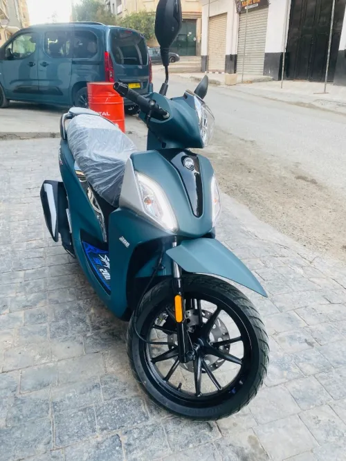 Sym St 200 2025