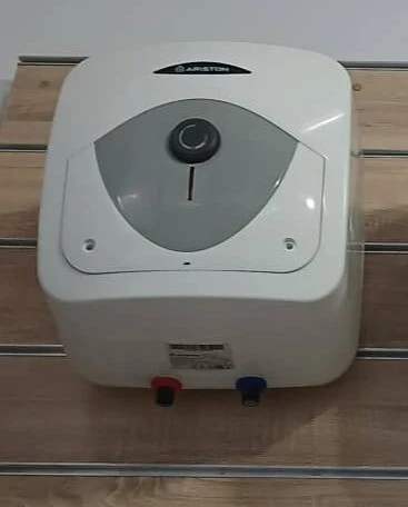 شوفو ، سخان مياه كهربائي 15 لتر Ariston Andris 15 Rs.
