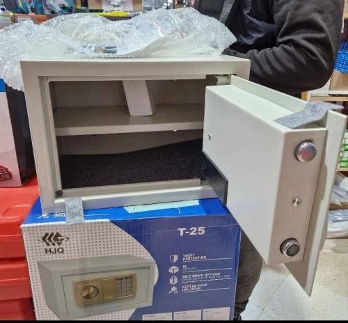 Coffre t25 يمشي بلكود وبلمفتاح