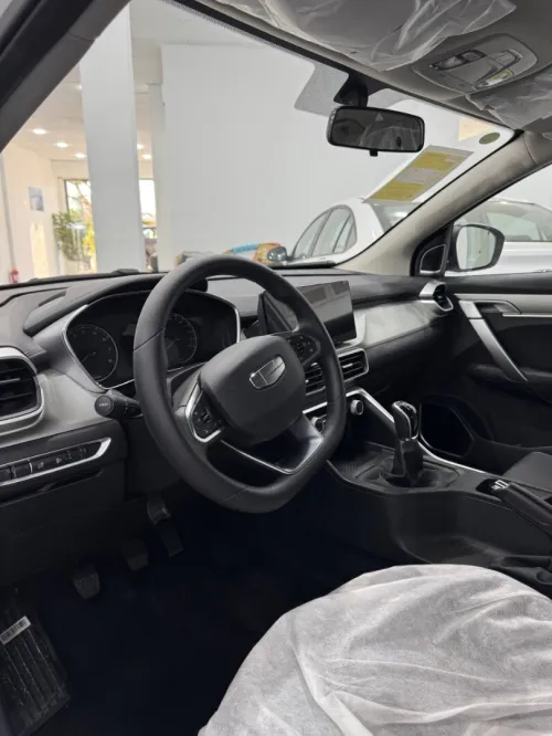 Geely Coolray 2026 la base