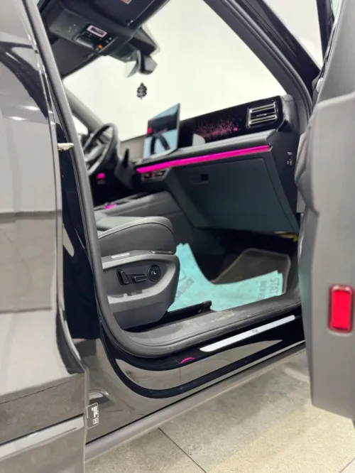 Volkswagen Tiguan 2025 R line