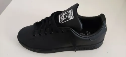 Addidas Stan Smith black black pointure 40