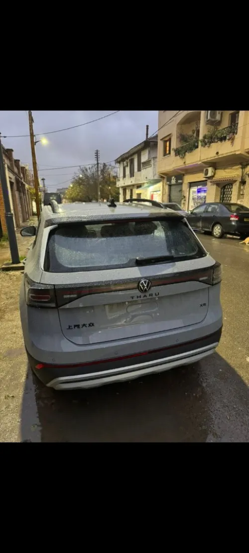 Volkswagen Tharo 