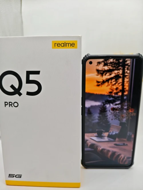 Realme Q5 pro