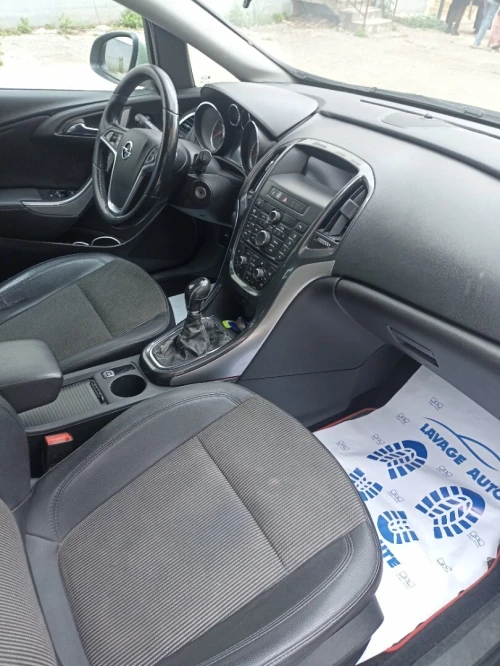 Opel Astra 2014 COSMO