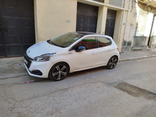 Peugeot 208 2017 GT Line