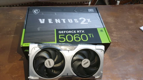 PC GAMER RYZEN 5 8500G RTX 5060TI 16GB