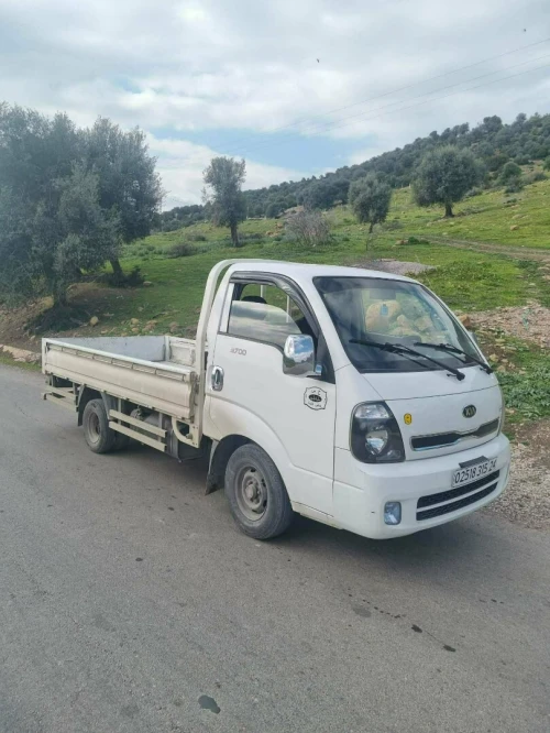 Kia K2700 2015