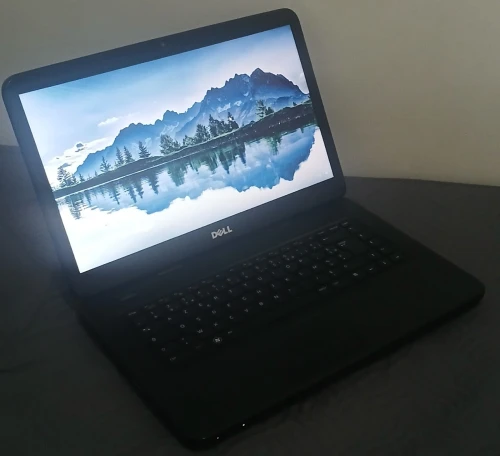 DELL INSPIRON N5040 PC Portable, RAM 8GB, Écran : 15.6" HD