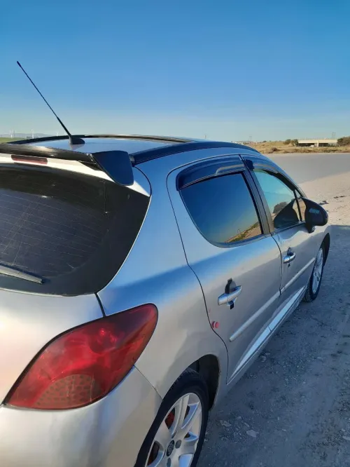 Peugeot 207 2008 Premium