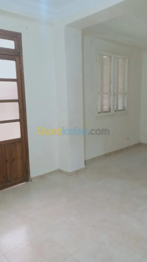 Location Appartement F3 Alger Draria