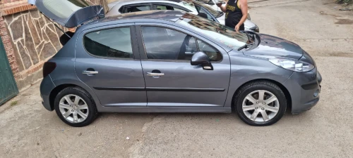 Peugeot 207 2008 Sportium