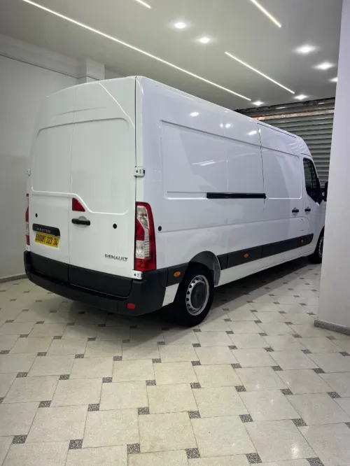 Renault Master 3 Panneaux, Safi 2023