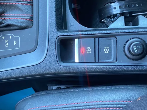 Audi Q3 2025 S - Line