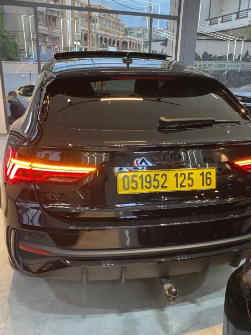 Audi Q3 2025 S-Line