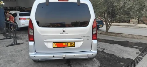 Peugeot Partner 2016 Tepee Allure 