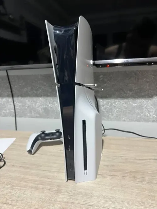 PlayStation 5 slim / PS5 Slim État Neuf + Boîte 