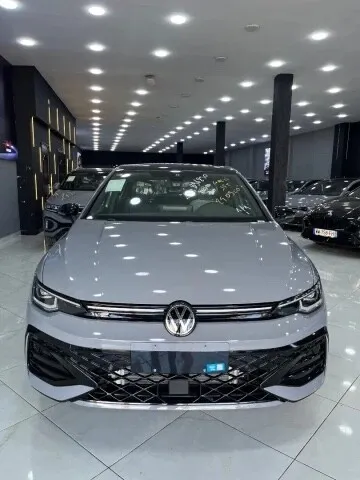 Volkswagen Golf 8 2025 R Black Edition 