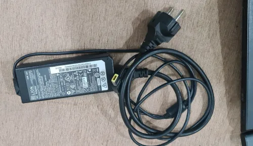 PC Portable Lenovo B5400 15 pouces (Usagé).