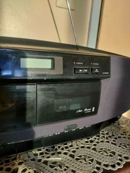 Akai boombox FM MW LW