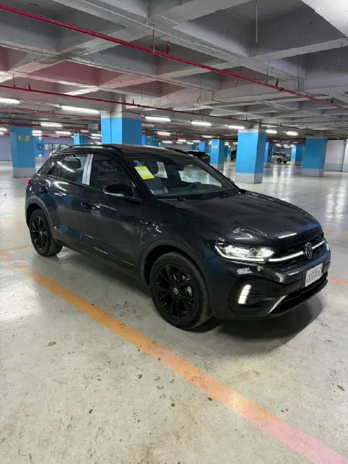Volkswagen T Roc black 2025 R Line Edition