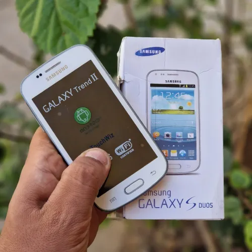 Galaxi galaxy duos smartphone