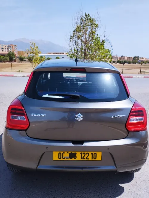 Suzuki Swift 2022 GLX LA TT OPTIONS IMPORTER DE DUBAÏ 1ER MAIN