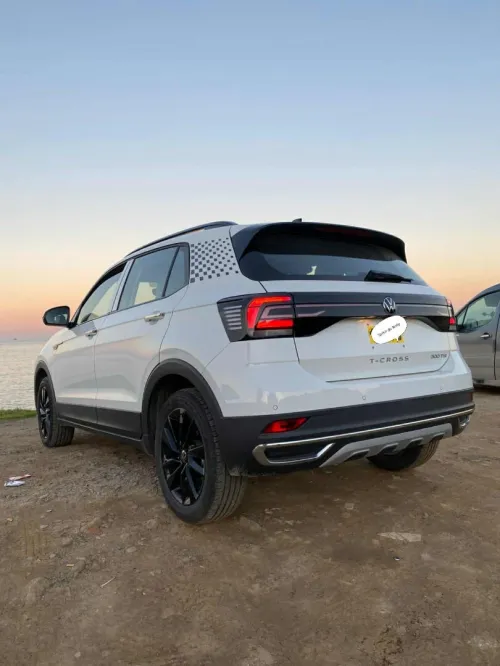 Volkswagen T-Cross 2025 R-line