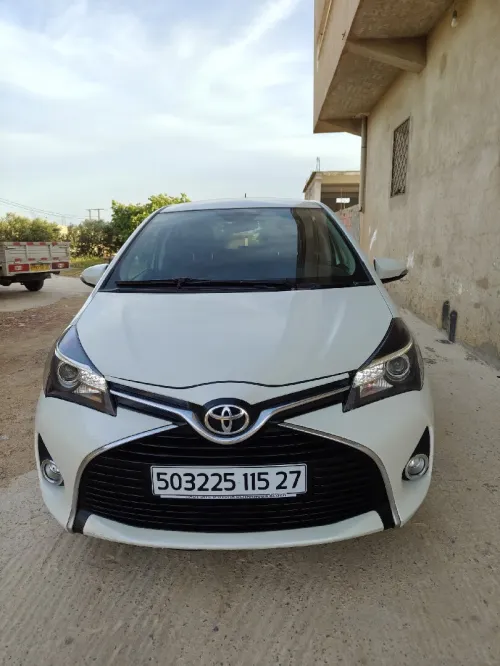 Toyota Auris 2015 