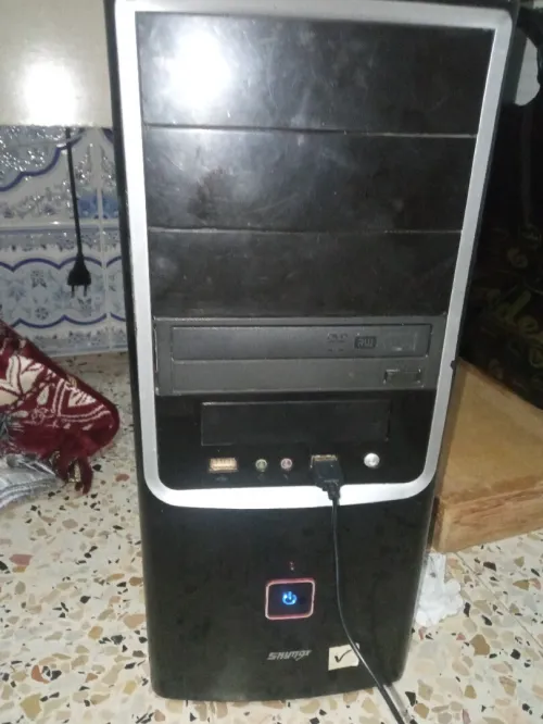 pc skymax +clavier +écran+souris  processeur intel pentum dual core e5700 2g ram 512hdd nvidia 210