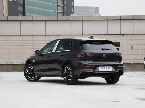 Volkswagen GOLF 2026 full option