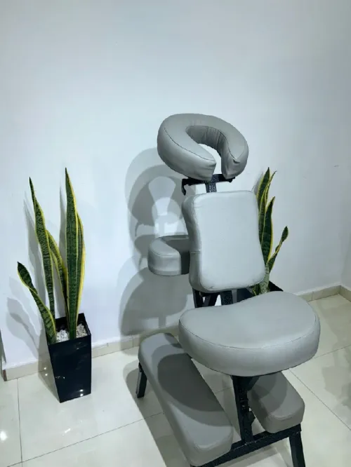 Chaise de massage et hijama