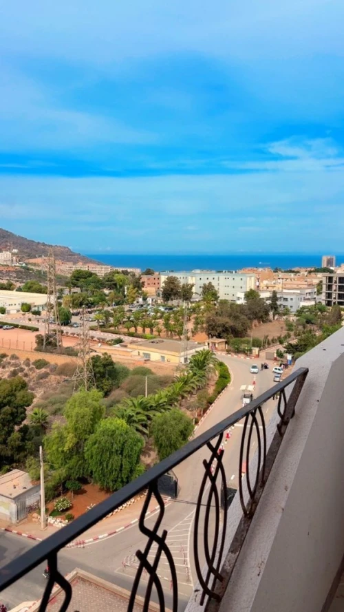 Location vacances Appartement F4 Oran Oran