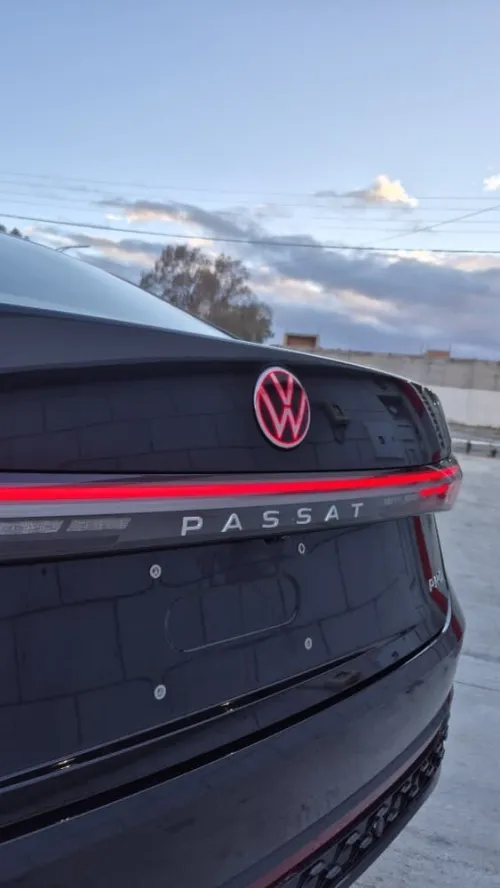 Volkswagen Passat 2025 Dragon 